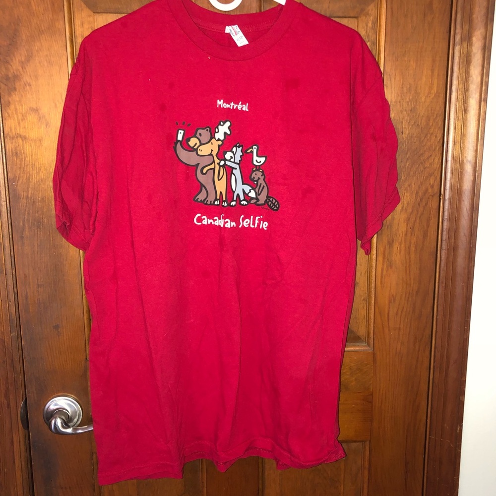Men’s graphic tee